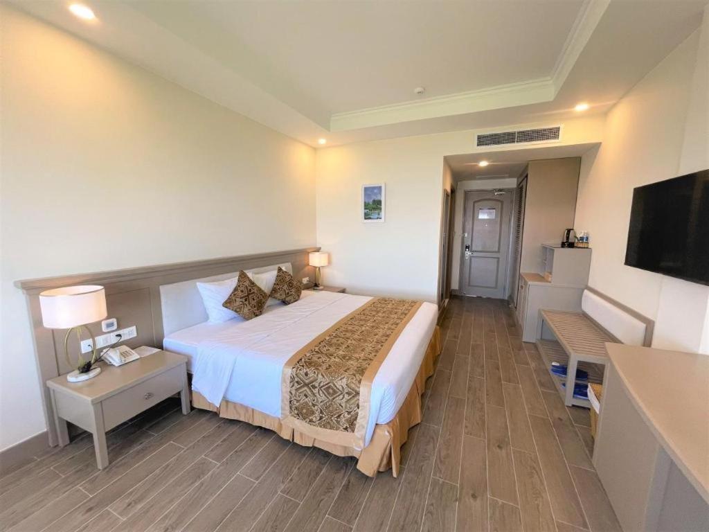 Hoa Binh - Rach Gia Resort Екстер'єр фото